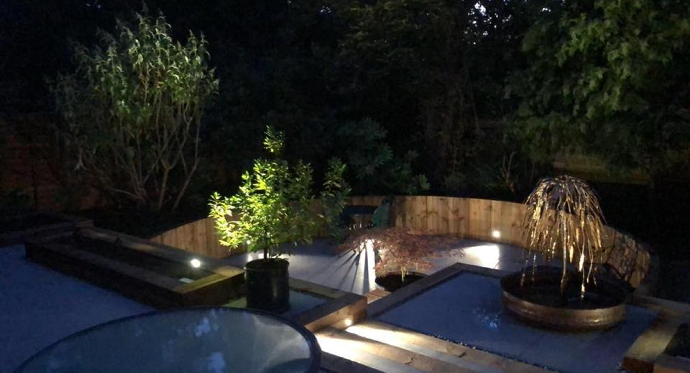 Garden lighting electrician in Bracknell