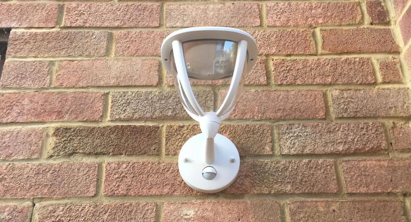Outdoor lighting electrician in Bracknell