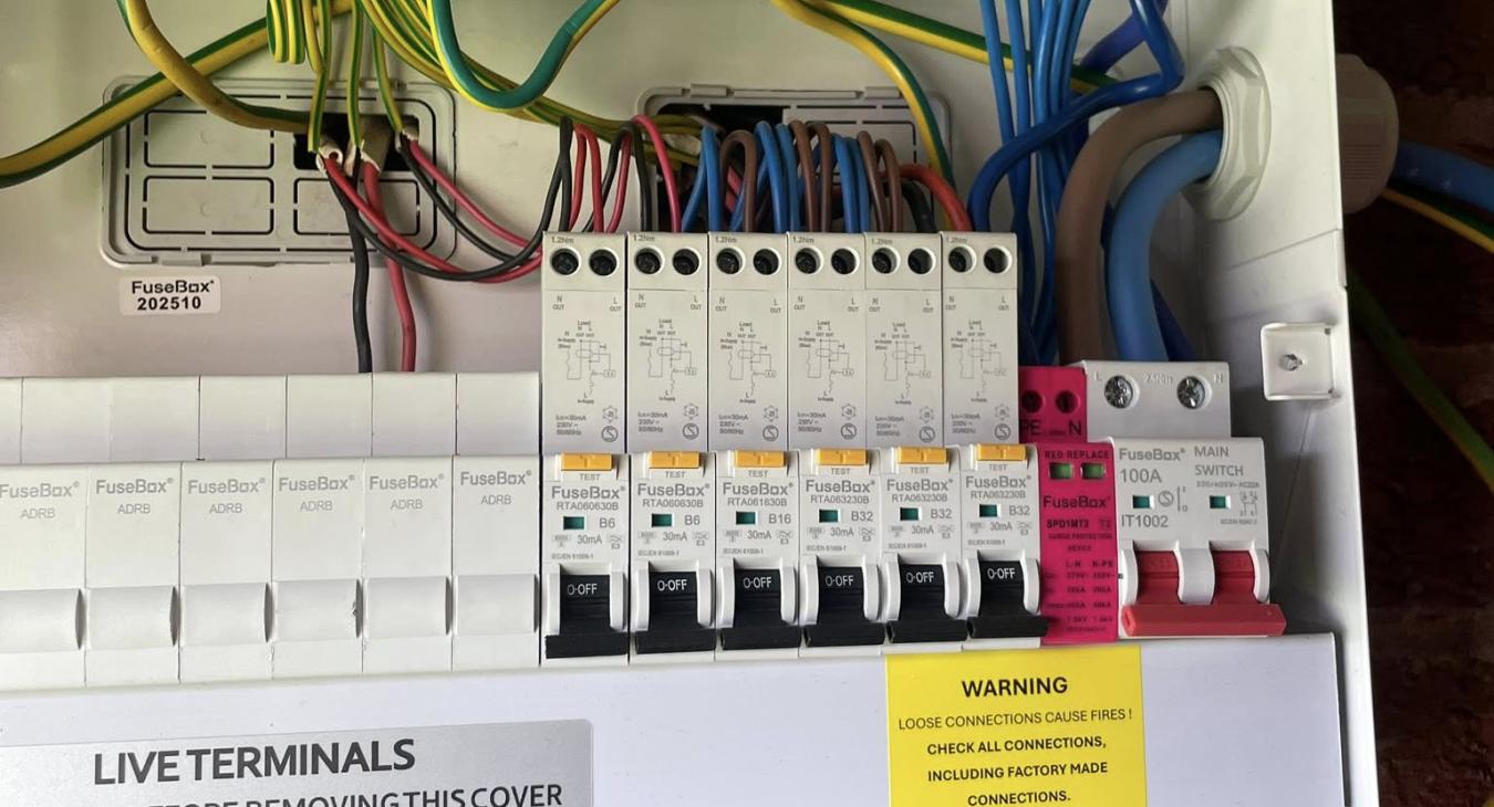 Another successful consumer unit upgrade complete in Wokingham!