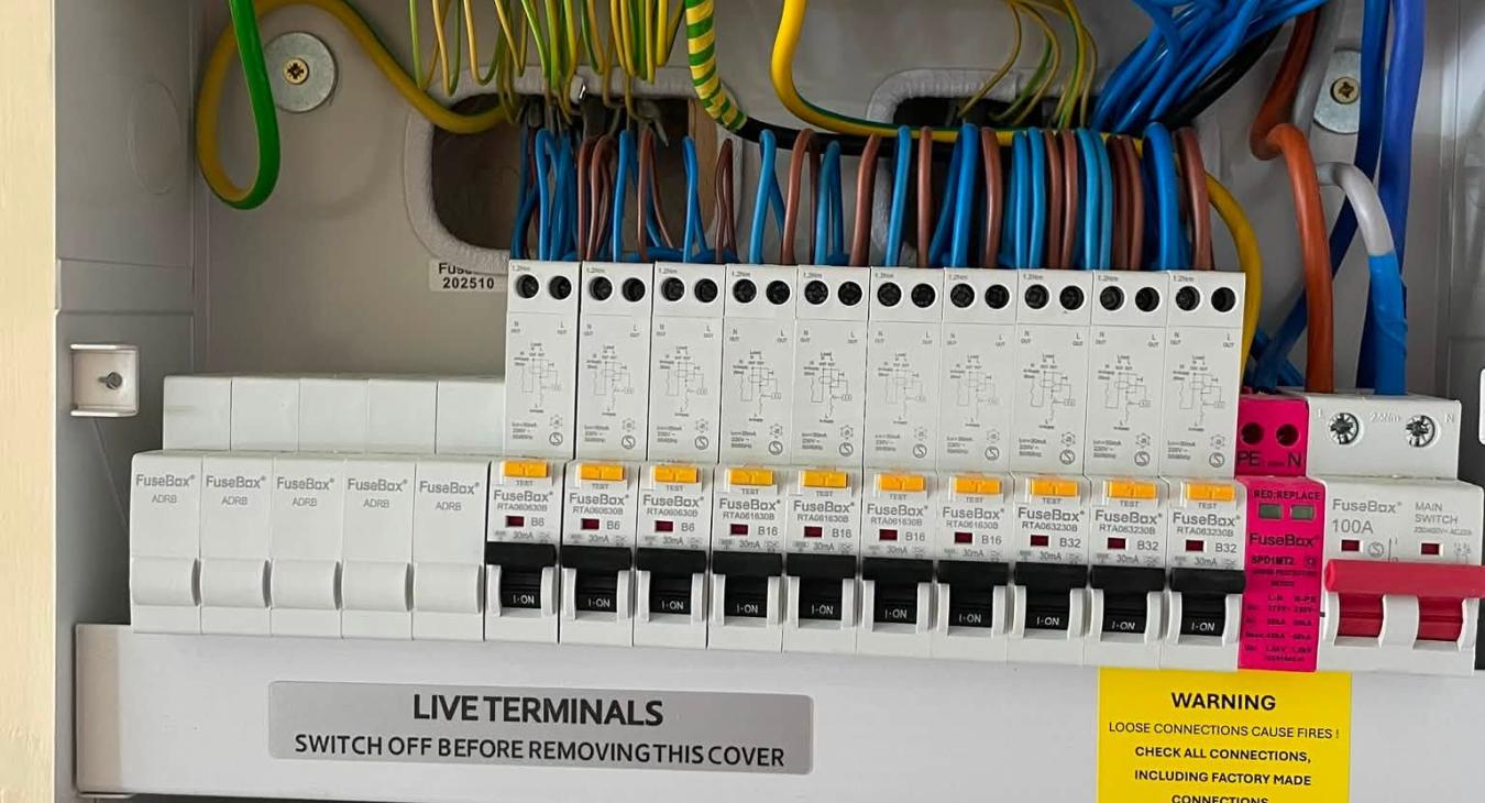 Full Rewire in Ascot